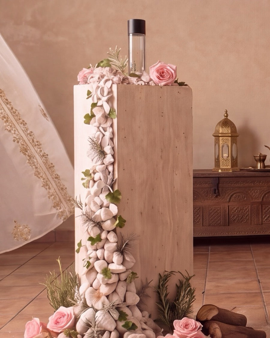 بروفانس بريز على منصة من الترافرتين في المعرض